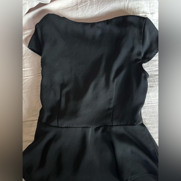 Front tie Blouse - Picture 3 of 3